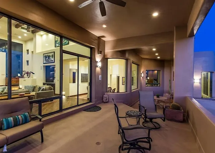 Villa The Schloss 5bd Hilltop Estate Tucson