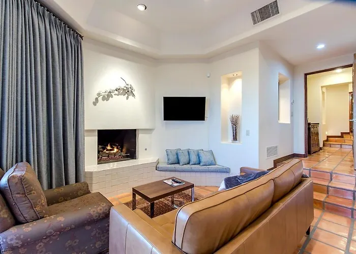 The Schloss 5bd Hilltop Estate Villa Tucson