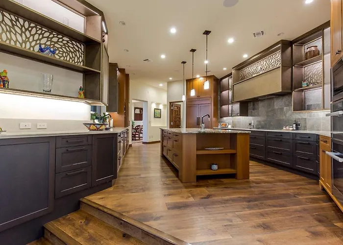 Villa The Schloss 5bd Hilltop Estate Tucson