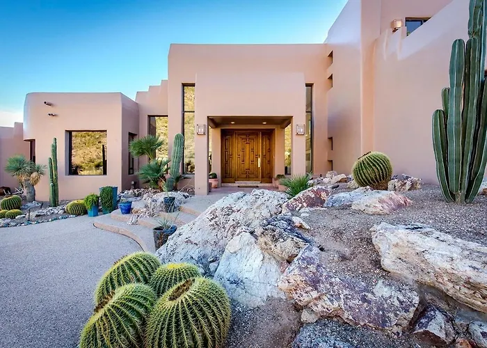 Villa The Schloss 5bd Hilltop Estate *